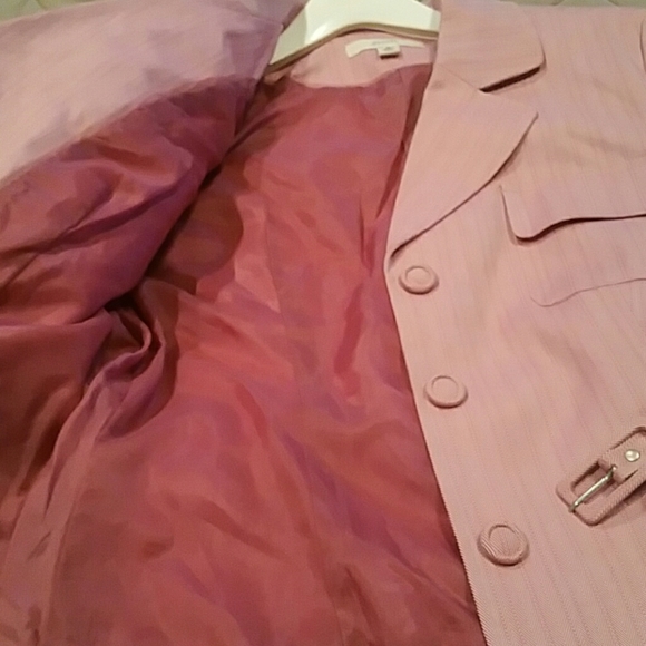 Jacket - Picture 3 of 5